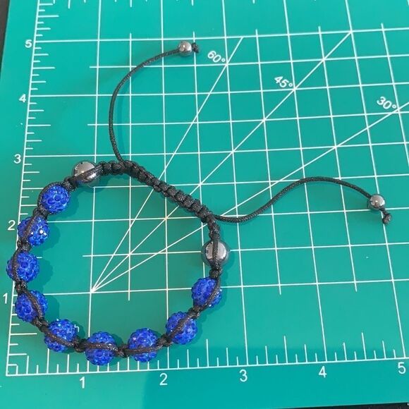 Royal blue  sparkling crystal bead bracelet 9 bead - Picture 5 of 5